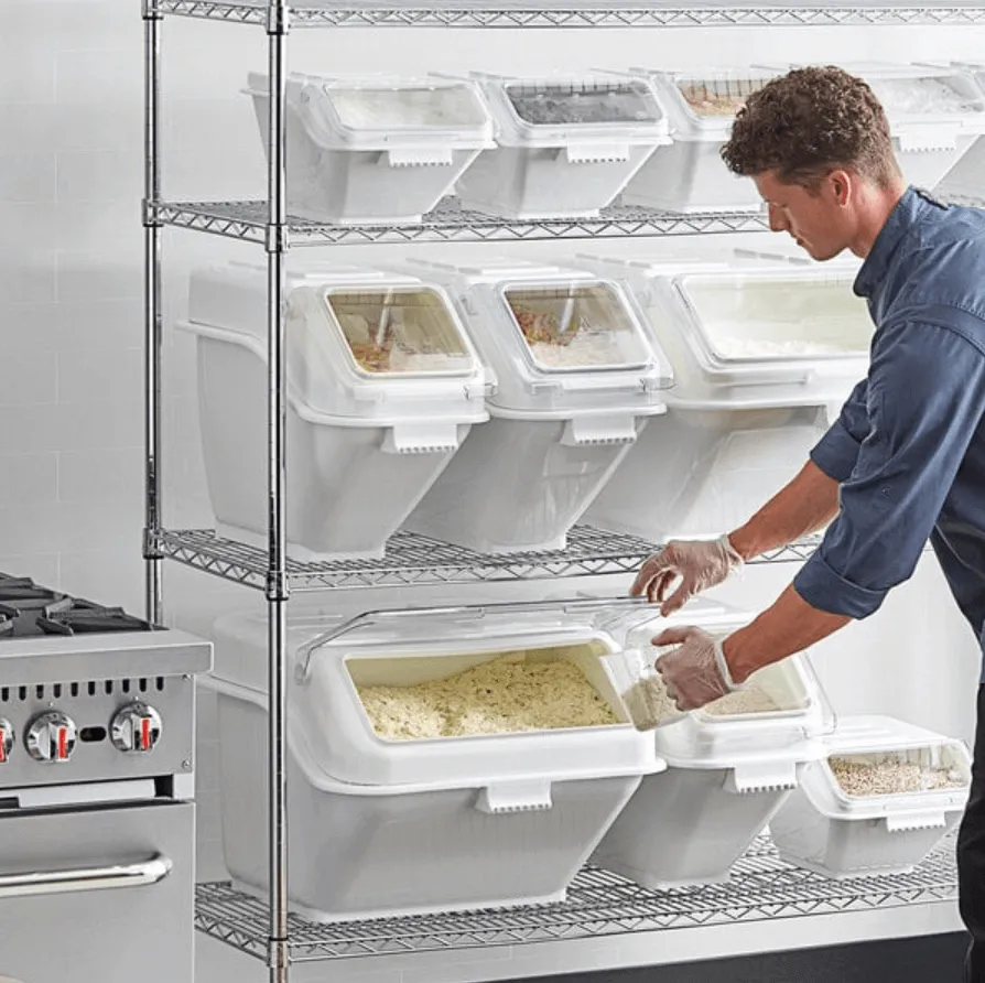 Are_commercial_storage_bins_for_flour_w