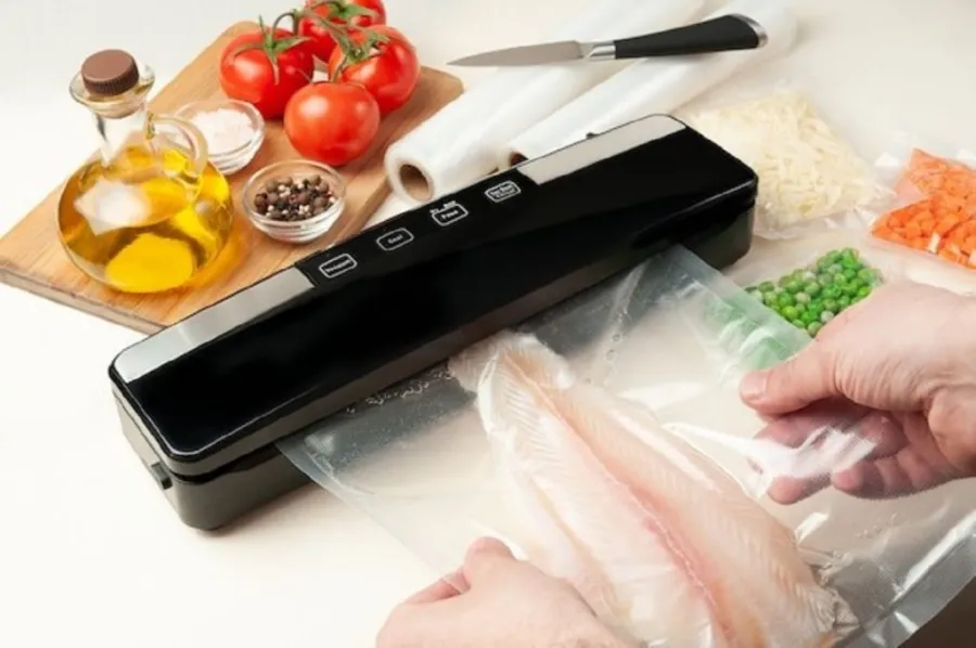 how-does-a-vacuum-sealer-work