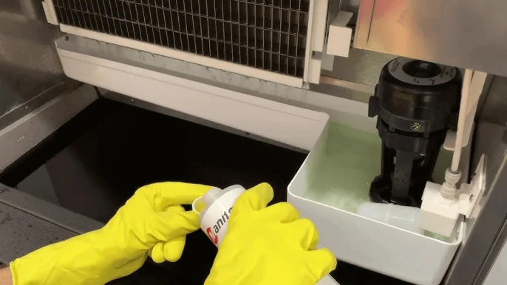 how-to-clean-ice-maker-h-10563