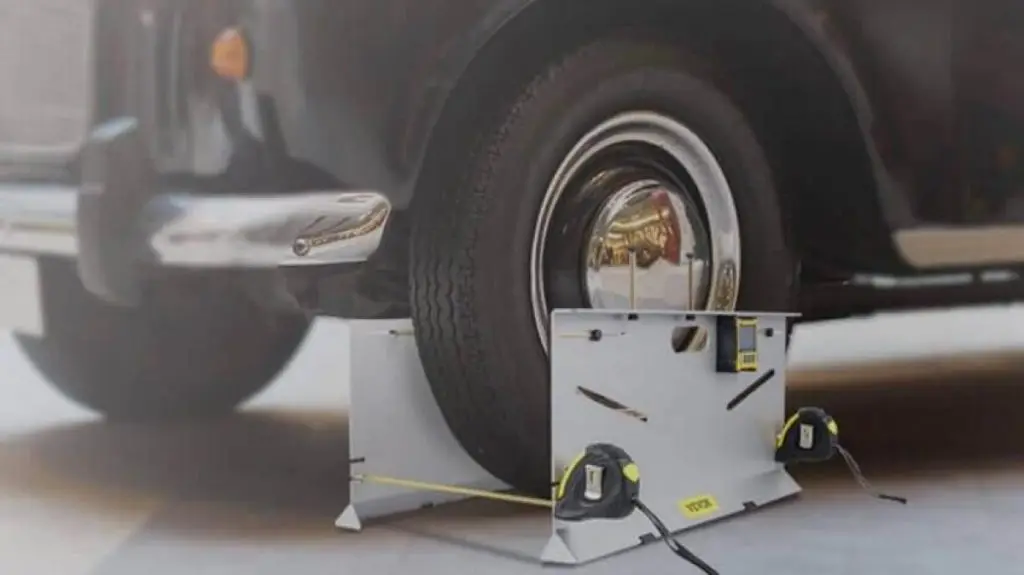 Outil D'alignement Des Roues Réglable - Plaques Avec Rubans à Mesurer, Compatible Plusieurs Entraxes, Pour Réglage Parallélisme Pneus