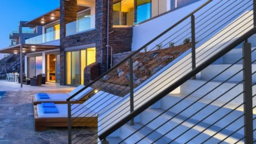 the wrought iron railing design