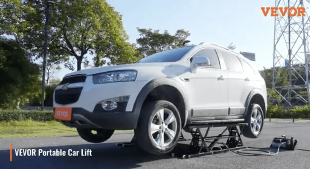 VEVOR portable car lift