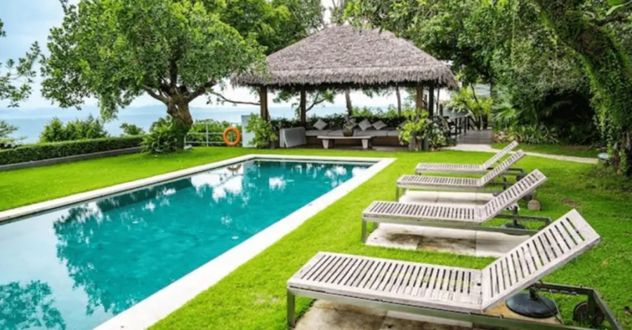Swimming Pool Landscaping Ideas