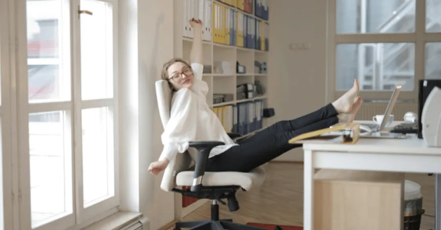 How to choose the reclining office chair