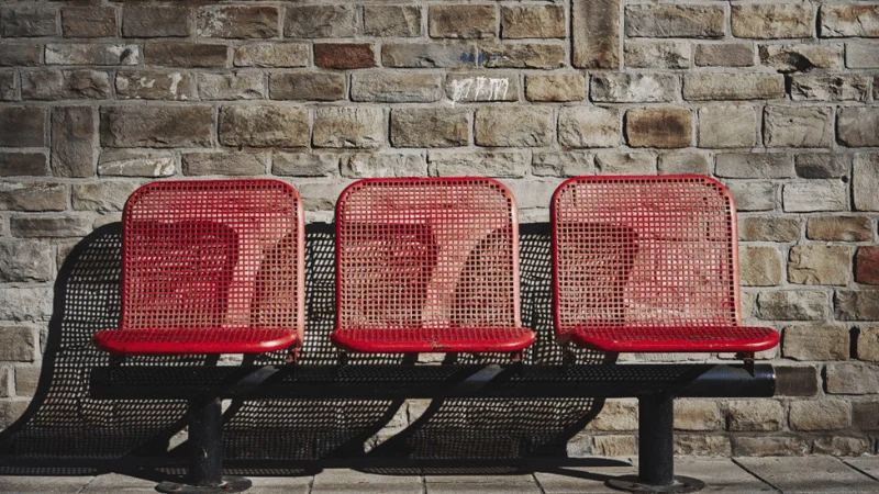 How to clean metal patio furniture