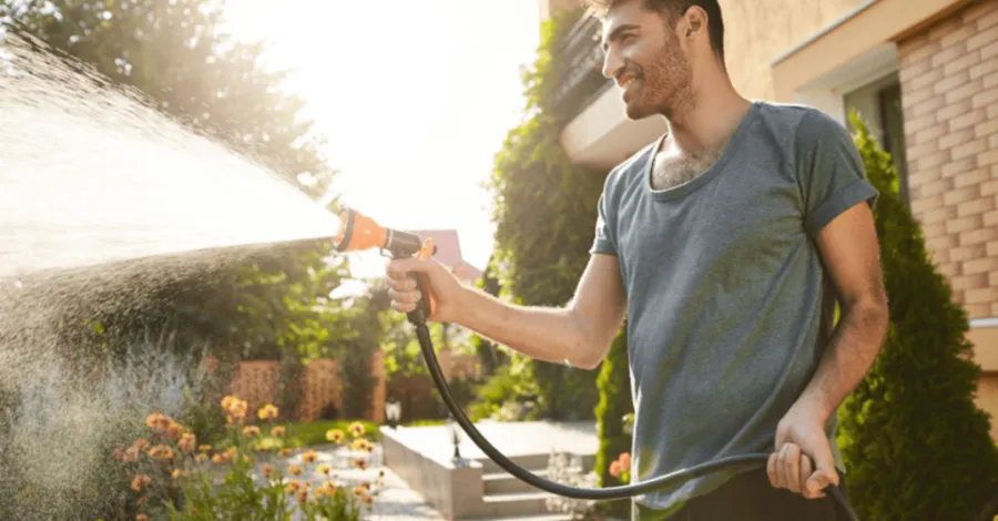 How to increase garden hose water pressure