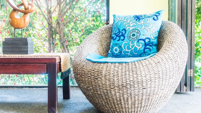 How to maintain your outdoor lounge chair