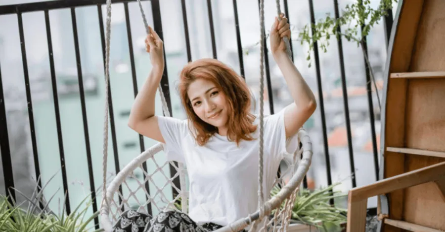 how to hang a swing chair outdoors