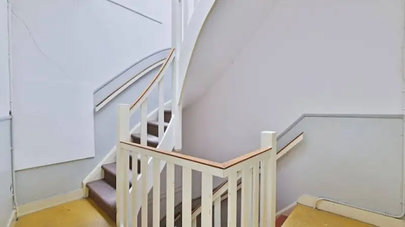  Maintenance of Railing