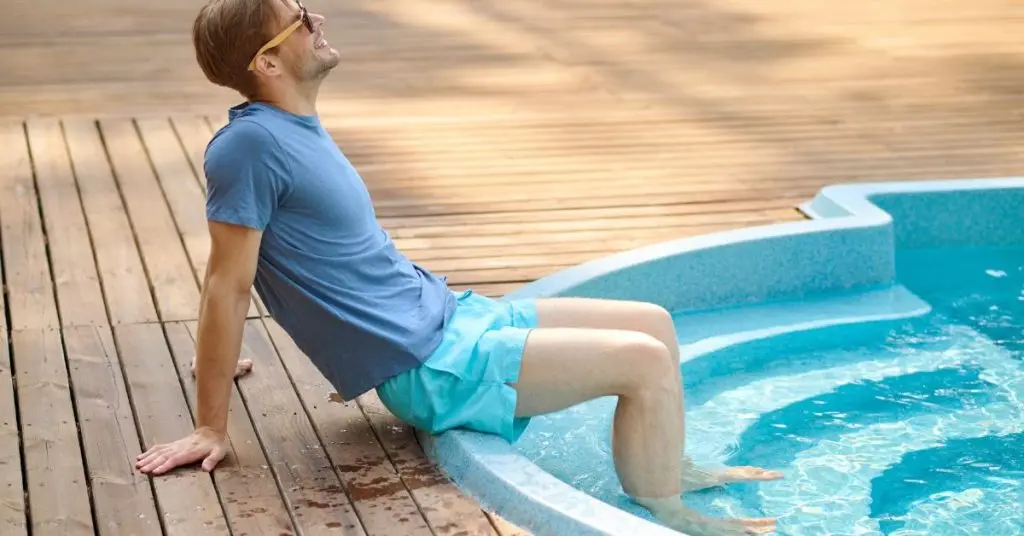 How to winterize a swimming pool