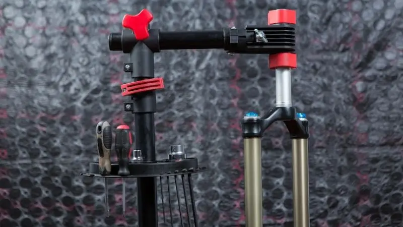 Portable bike repair stand