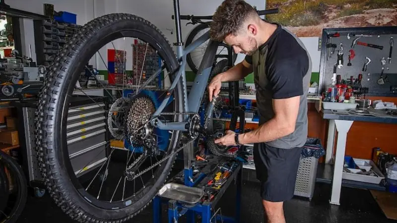 DIY bike repair stand tips