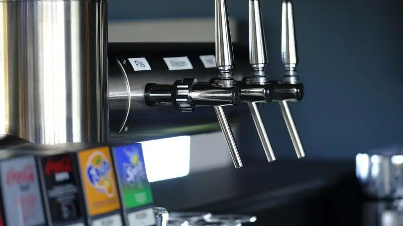 Choose the right size for a commercial beverage dispenser