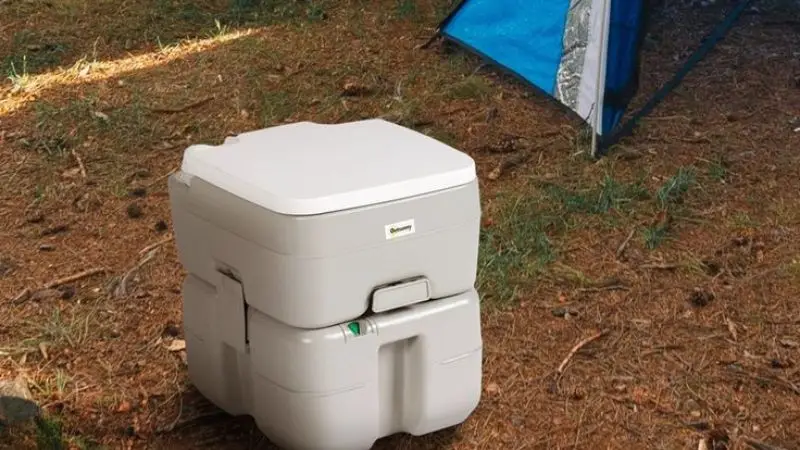 Features of Travel Toilet