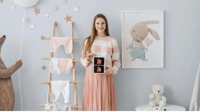 wallpaper and wall art, baby room decor ideas