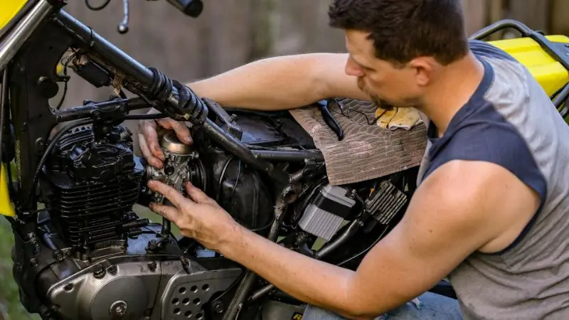 inspection and reassembling of carburetor