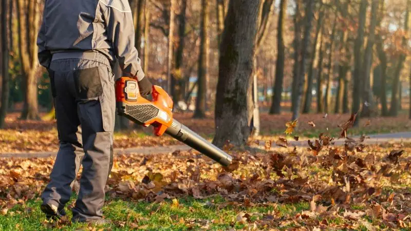 How to use a push line sweeper right away