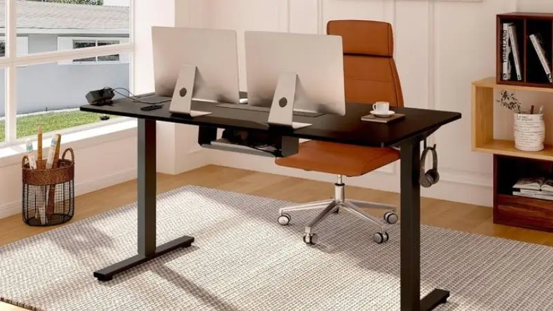 Adjustable work table for the office