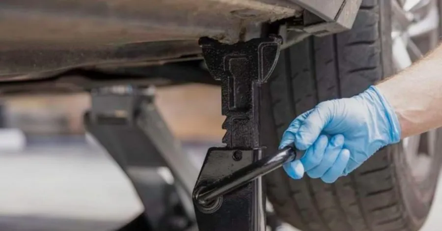 Where to Put Jack Stands Under Your Car