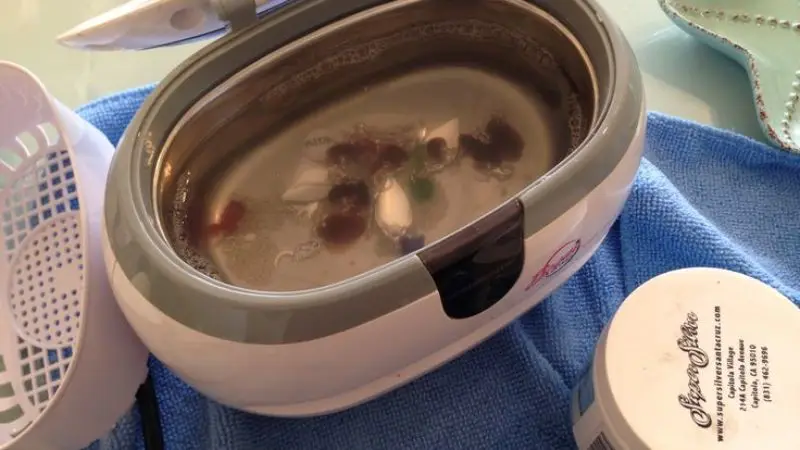 How jewelry cleaner works