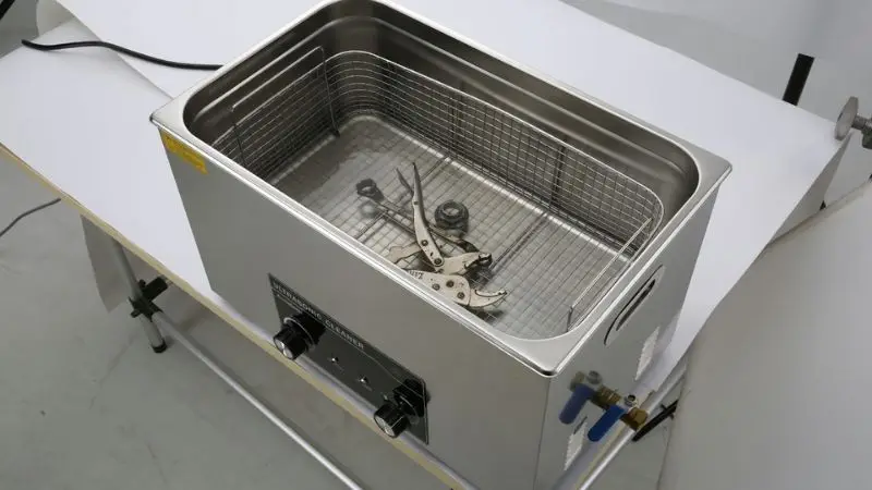 How to use an ultrasonic cleaner