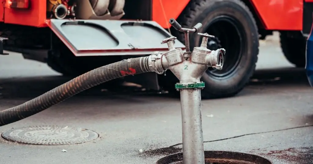 how to unclog a sewer line