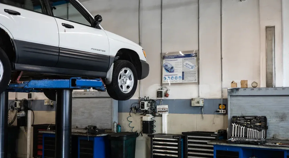 jeep in the mechanic shop