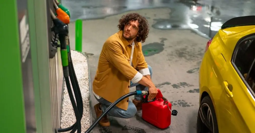 how to use a jerry can