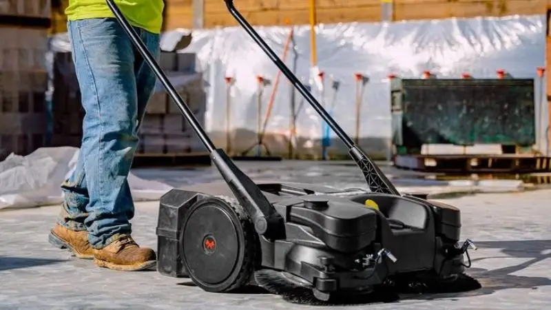 How to choose a manual sweeper