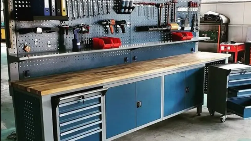 Choose the best worktable for the garage