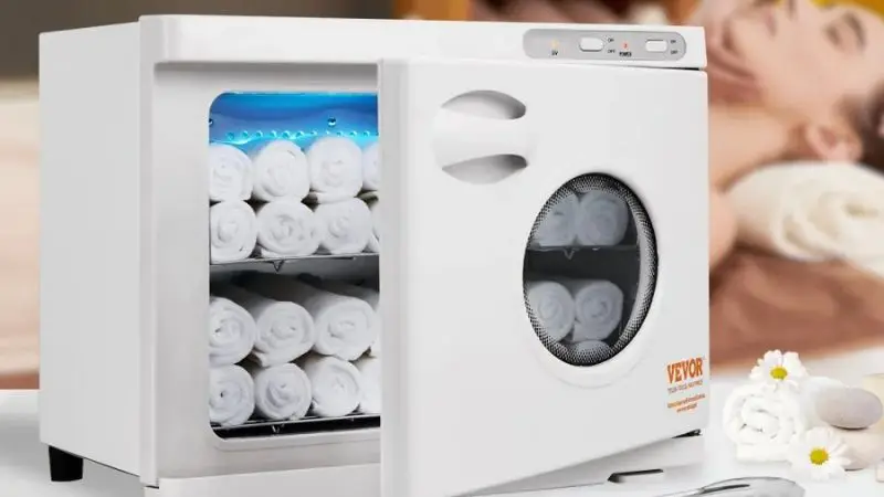  Benefits of a hot towel massage