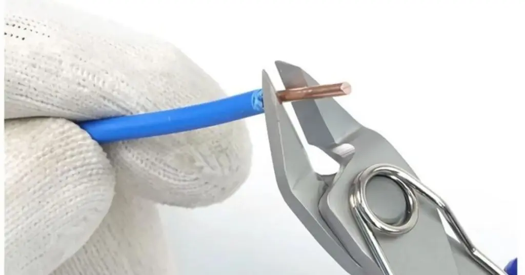 how to strip wire without wire cutters​