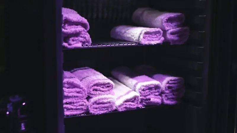 key features to look for in a towel warmer for your spa