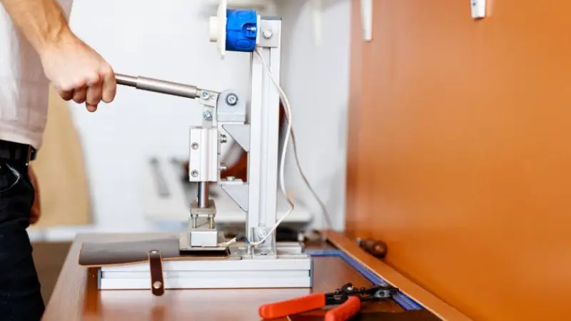 Professional tools for wire cutting and stripping