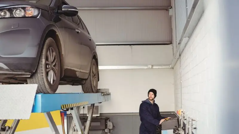  Safety of Car Lifts in garage