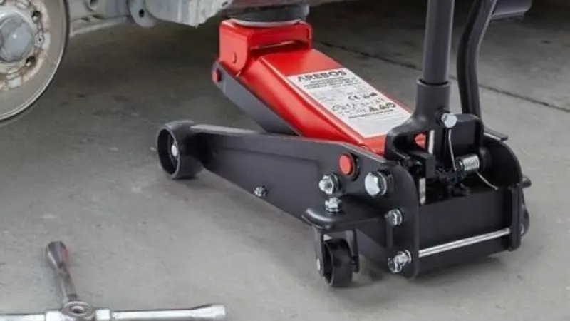 best car jack for SUV
