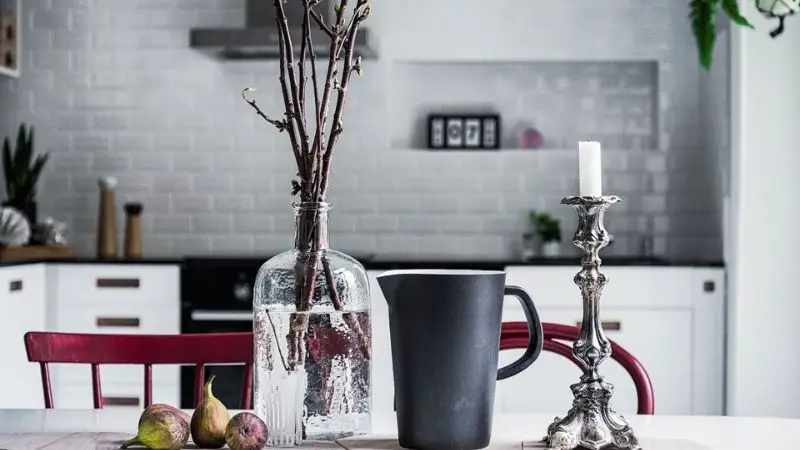 Budget-friendly kitchen table decor