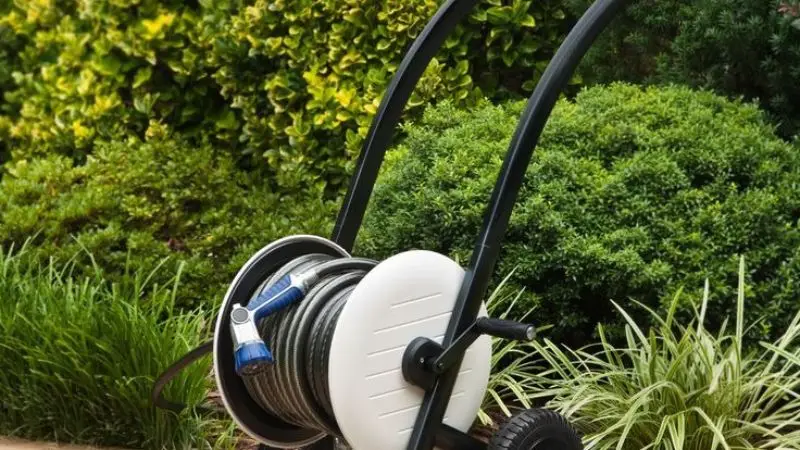 How to buy the perfect reel for your hose