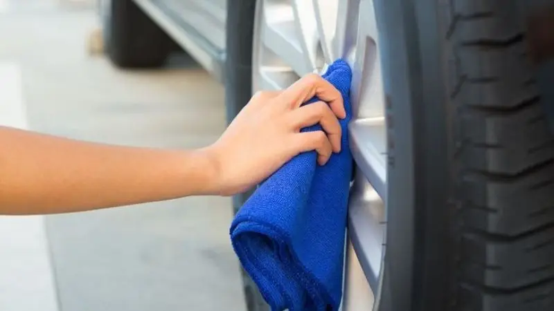  Repair a scratched wheel easily
