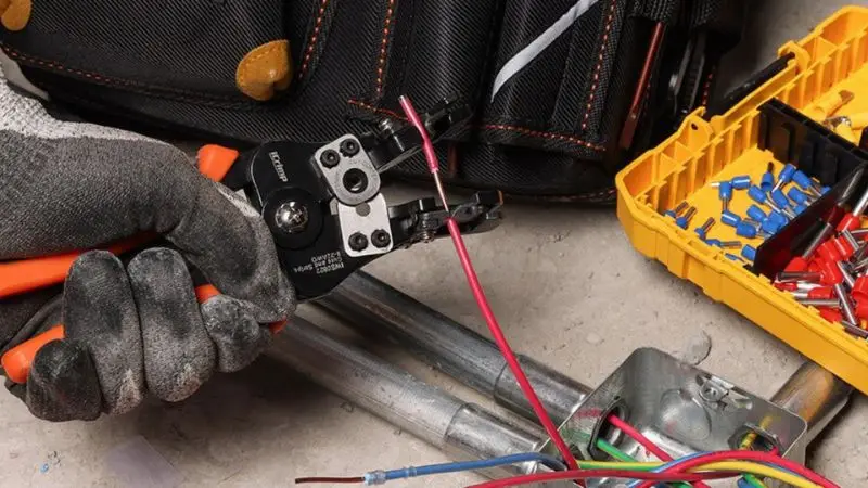  Tips for stripping wire safely 