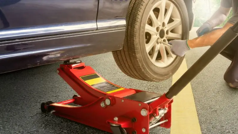 Uses of triple airbag jack stand