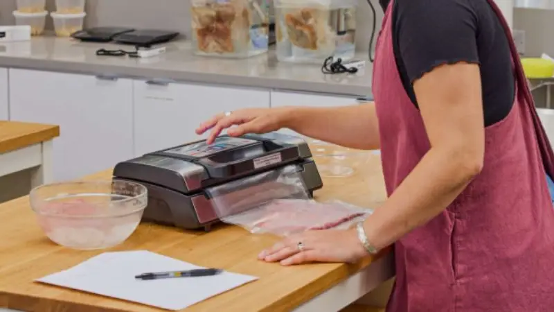 benefits of vacuum sealing for food