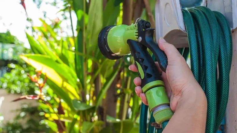 types of automatic garden hose reels