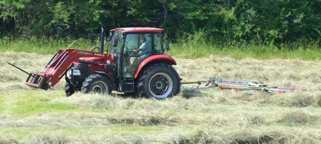 Load capacity of tractor forks