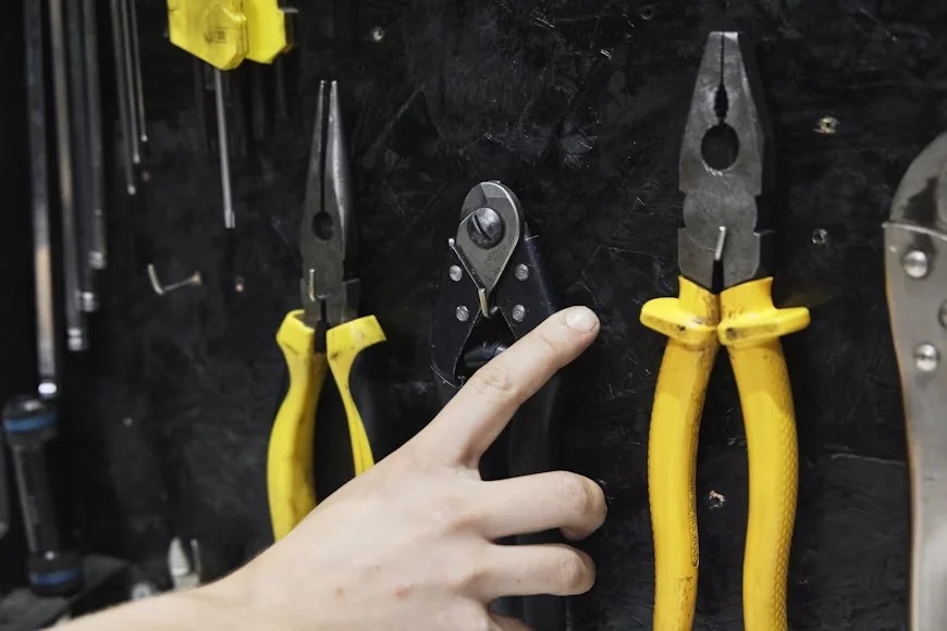 Pliers and wire cutters