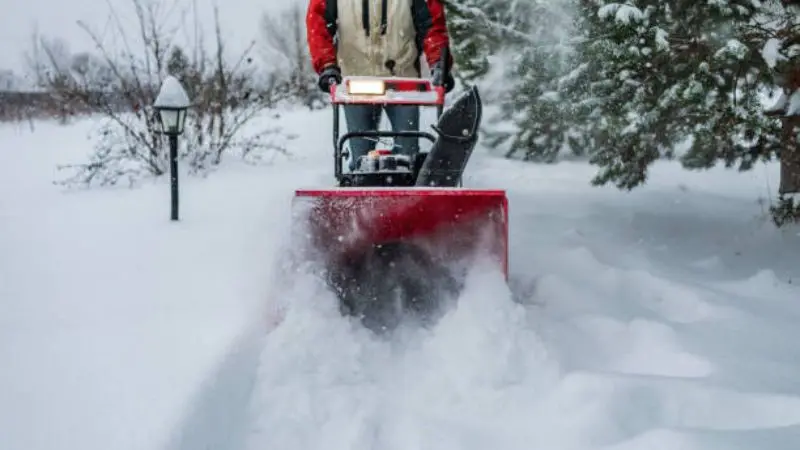 snow thrower for patio & sidewalk