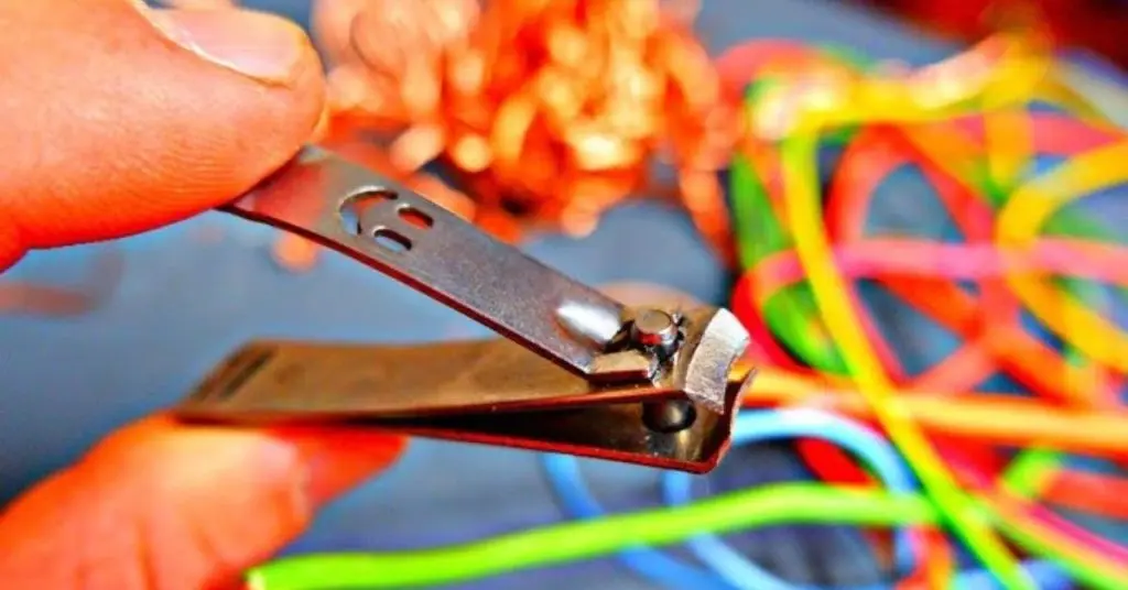 how to easily strip wire