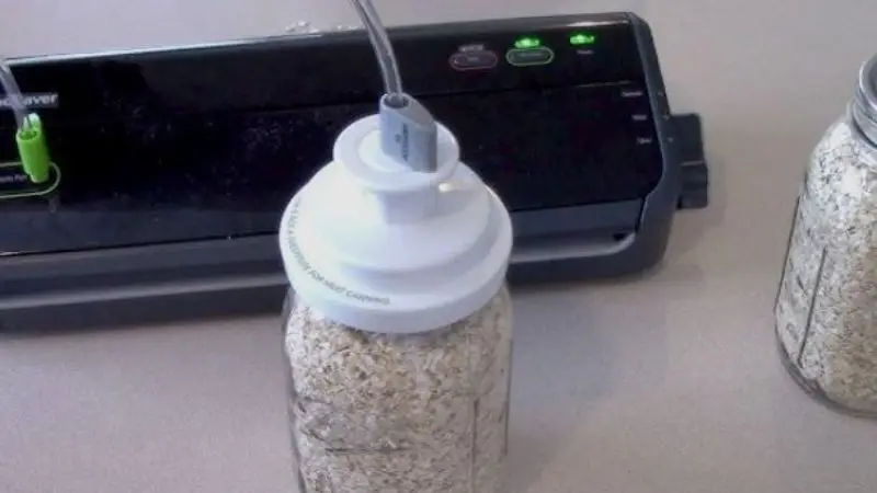step-by-step guide on how to use a vacuum sealer for jars