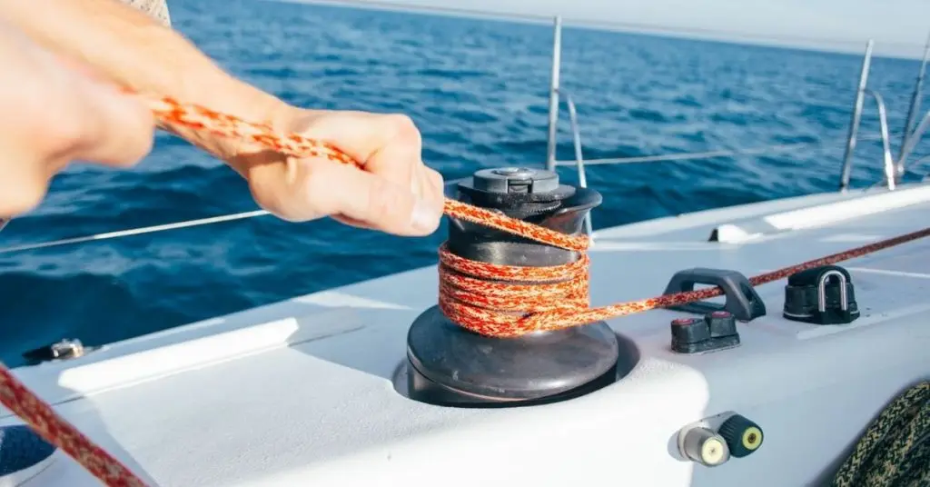 how to operate a winch