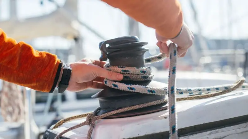 how to spool out the cable to the operating winch